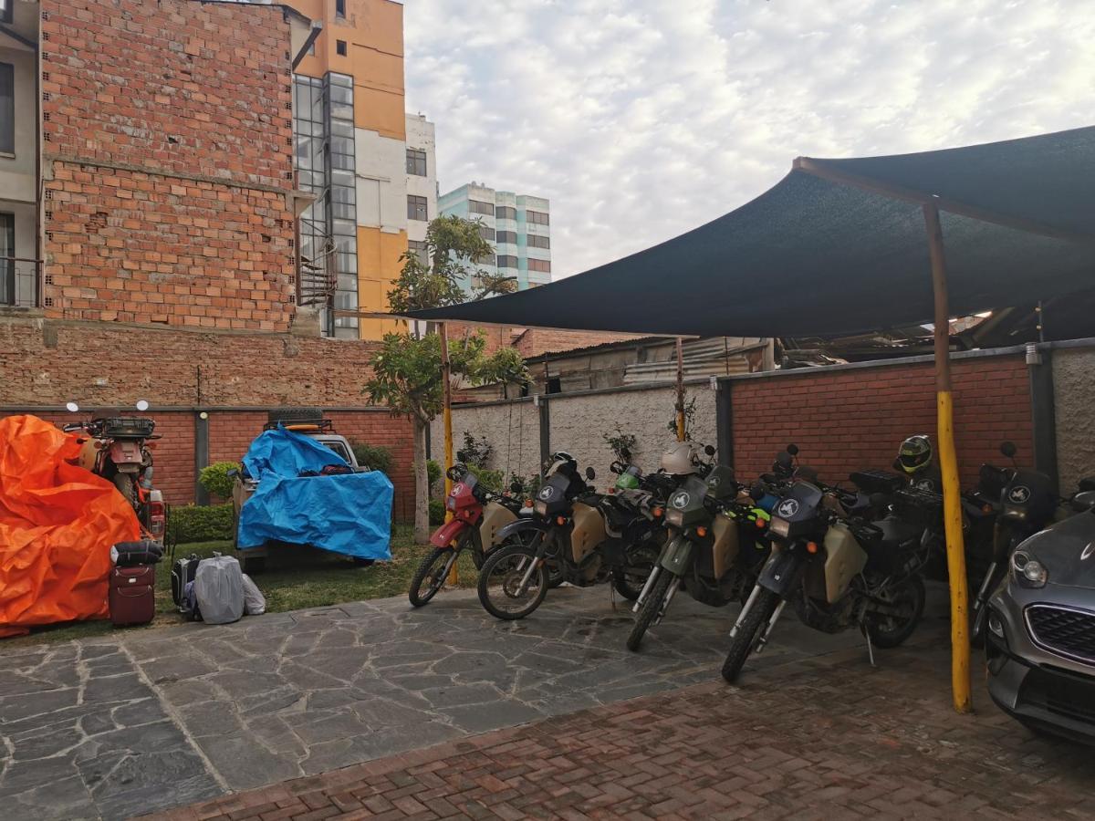 Armenia Hotel Cochabamba Exteriör bild